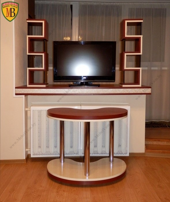 набор мебели: стол, полки_4577