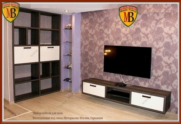 IMG№2290_МЕБЕЛЬ_ДЛЯ_ГОСТИНОЙ_ШКАФ_ТУМБА_ПРОИЗВОДСТВО_ПОД_ЗАКАЗ_МАТЕРИАЛЫ_ДСП_МДФ_ПВХ_ДВП_ИТАЛИЯ_ГЕРМАНИЯ_ФУРНИТУРА_НАПРАВЛЯЮЩИЕ_РУЧКИ_РАЗРАБОТКА ДИЗАЙНА_MebelVam,by_АВТОРСКИЙ ПРОЕКТ_СТРАНА ПРОИСХОЖДЕНИЯ_МЕБЕЛЬНОГО_ИЗДЕЛИЯ_РЕСПУБЛИКА БЕЛАРУСЬ_г.МИНСК_2016_ВСЕ ПРАВА НА 3D-ВИЗУАЛИЗАЦИЮ_ДИЗАЙНА_МЕБЕЛИ И ФОТО_ЗАЩИЩЕНЫ_ТОВАРНЫМ_ЗНАКОМ_КОМПАНИИ_"МебельВам"